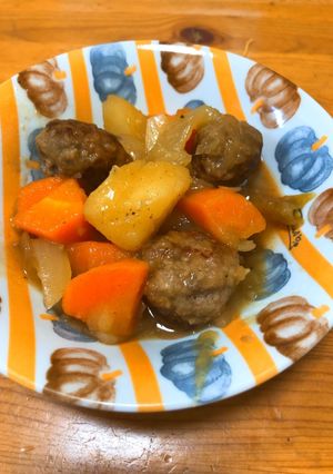 合びき肉で肉だんご入り肉じゃが-レシピのメイン写真