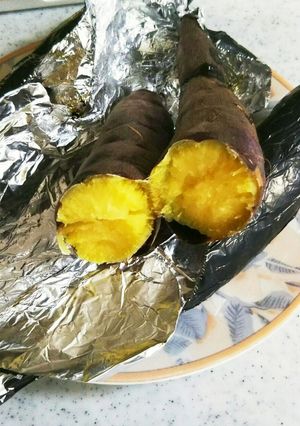 黒ホイル焼きイモ魚焼きグリルで20分-レシピのメイン写真