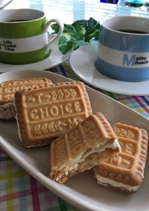 ビスケットしっとり♡ジャムクリームサンド-レシピのメイン写真