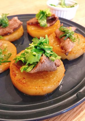 大根に牛カルビをのせて♪-レシピのメイン写真