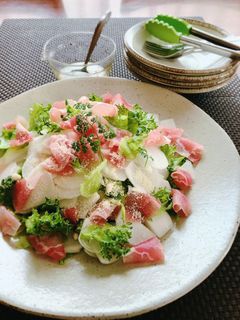 おもてなしに★かぶと生ハムの簡単サラダ-レシピのメイン写真
