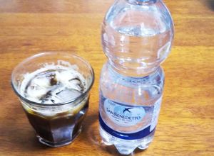 炭酸ミネラルウォーターでコーヒーソーダ-レシピのメイン写真