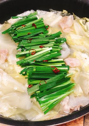 もつ鍋風♪キャベツと豚肉のにんにく鍋-レシピのメイン写真