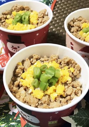 おもてなし、パーティーに★三色カップ寿司-レシピのメイン写真