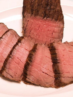 焼いて放置するだけ!本格ローストビーフ-レシピのメイン写真