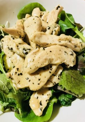 薄切り鶏肉の塩チーズ&バジル炒めのサラダ-レシピのメイン写真