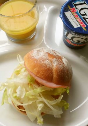 ハムとチーズの丸パンサンド♪-レシピのメイン写真