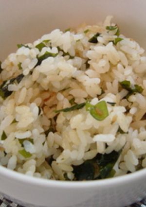 簡単ヘルシー！玄米入り　わかめご飯-レシピのメイン写真