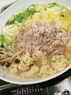 なんのお鍋にも合う鶏団子-レシピのメイン写真