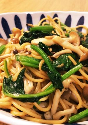 簡単ほうれん草ときのこのバター醤油パスタ-レシピのメイン写真