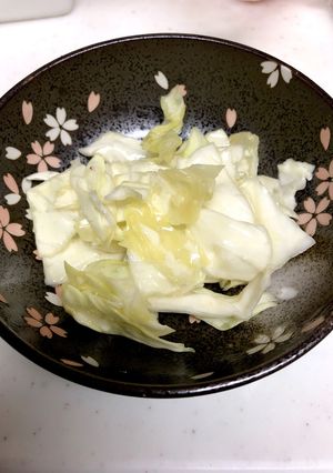 簡単キャベツのごま塩サラダ-レシピのメイン写真