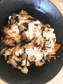 ひじきの炊き込みご飯-レシピのメイン写真