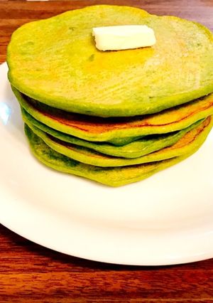 栄養いっぱい緑のホットケーキ-レシピのメイン写真