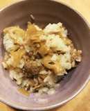 子供喜ぶ！れんこんとひき肉の混ぜご飯
