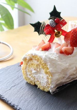 クリスマスに♪ホワイトブッシュドノエル-レシピのメイン写真
