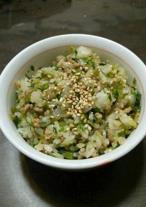 セロリ嫌いも美味しい！セロリの混ぜご飯-レシピのメイン写真
