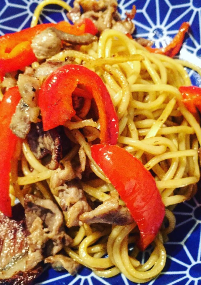 簡単◎豚肉とパプリカのしょうゆ焼きそば-レシピのメイン写真