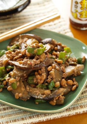 なすとピーマンの甘辛納豆肉味噌炒め-レシピのメイン写真