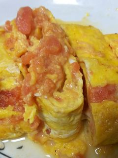 簡単・トマトとチーズのオムレツ風卵焼き-レシピのメイン写真