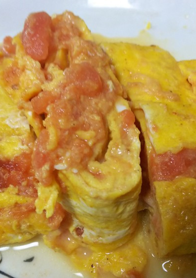 簡単・トマトとチーズのオムレツ風卵焼き-レシピのメイン写真