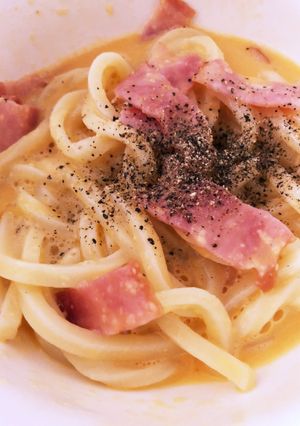 冷凍うどんでカルボナーラ-レシピのメイン写真