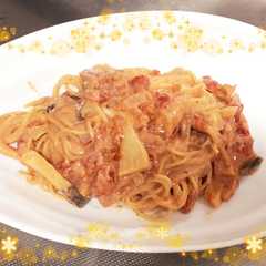 รูปของ シチューの素で簡単！トマトクリームパスタ