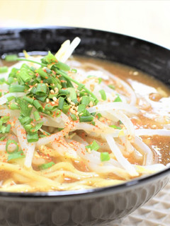 もやしで簡単。魚介系とろみ醤油ラーメン!-レシピのメイン写真