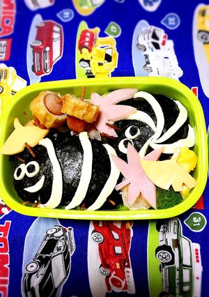 キャラ弁 簡単 秋 だんごむし-レシピのメイン写真
