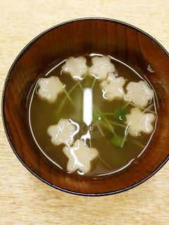 かいわれ大根と麩のすまし汁-レシピのメイン写真