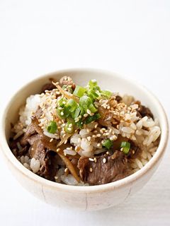 ガッツリ混ぜご飯【牛ごぼうごはん】-レシピのメイン写真