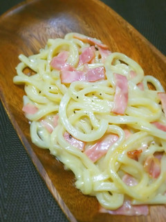 たっぷりチーズの混ぜうどん-レシピのメイン写真