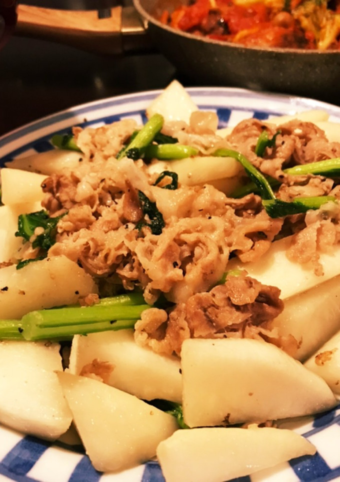 簡単！素材の味を生かした豚カブ炒め-レシピのメイン写真