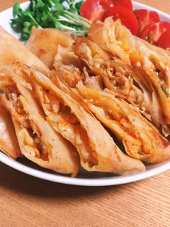 簡単!!豚キムチーズ春巻き リメイクにも-レシピのメイン写真