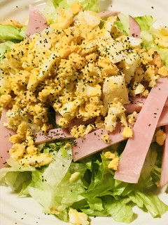 ざっくりミモザサラダ☆レタス&ハム-レシピのメイン写真