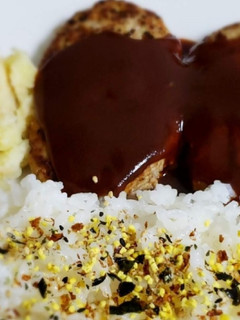 節約!特製ソースのふわふわ豆腐ハンバーグ-レシピのメイン写真
