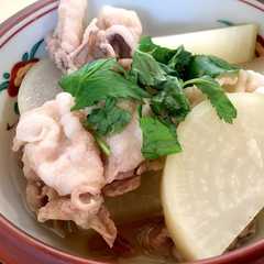 簡単！ごま油香る大根と豚肉の 煮物！-レシピのメイン写真