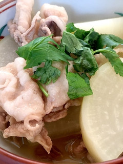簡単!ごま油香る大根と豚肉の 煮物!-レシピのメイン写真