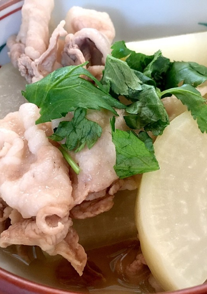 簡単！ごま油香る大根と豚肉の 煮物！-レシピのメイン写真