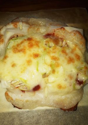 おもチーズピザ-レシピのメイン写真