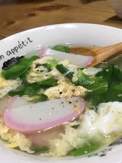 レタスと蒲鉾のスープ-レシピのメイン写真