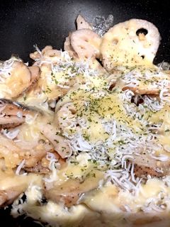 レンコンのガーリック焼き★しらすチーズ-レシピのメイン写真