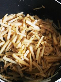 大根の皮だけできんぴら-レシピのメイン写真