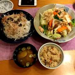 温野菜とチキンの梅ゴマ和え、大根サラダ-レシピのメイン写真