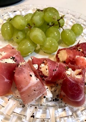 バレンタインに簡単＊色々チーズの生ハム巻-レシピのメイン写真