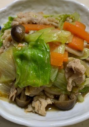 大量レタスと豚コマのピリ辛炒め-レシピのメイン写真