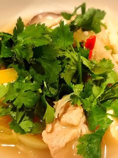 蓮根など!豚肉とパクチー和風レモンスープ-レシピのメイン写真