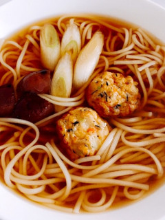 海老とひじきと枝豆のすり身揚げ入り温麺-レシピのメイン写真
