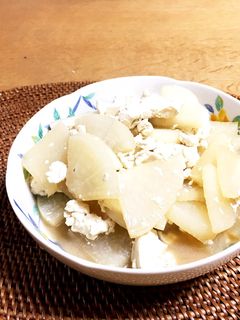母の味*大根と豆腐の煮物-レシピのメイン写真