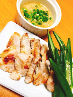 炙り豚肉とオクラのつけとろろ-レシピのメイン写真