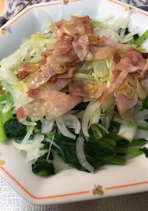つぼみなとベーコンのサラダ-レシピのメイン写真